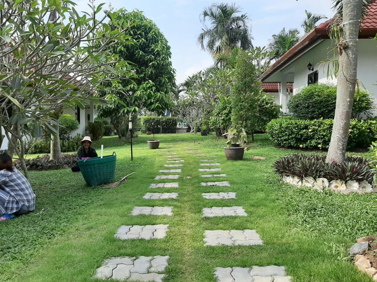 D&K Smiley Phuket Resort Rawai Dış mekan fotoğraf